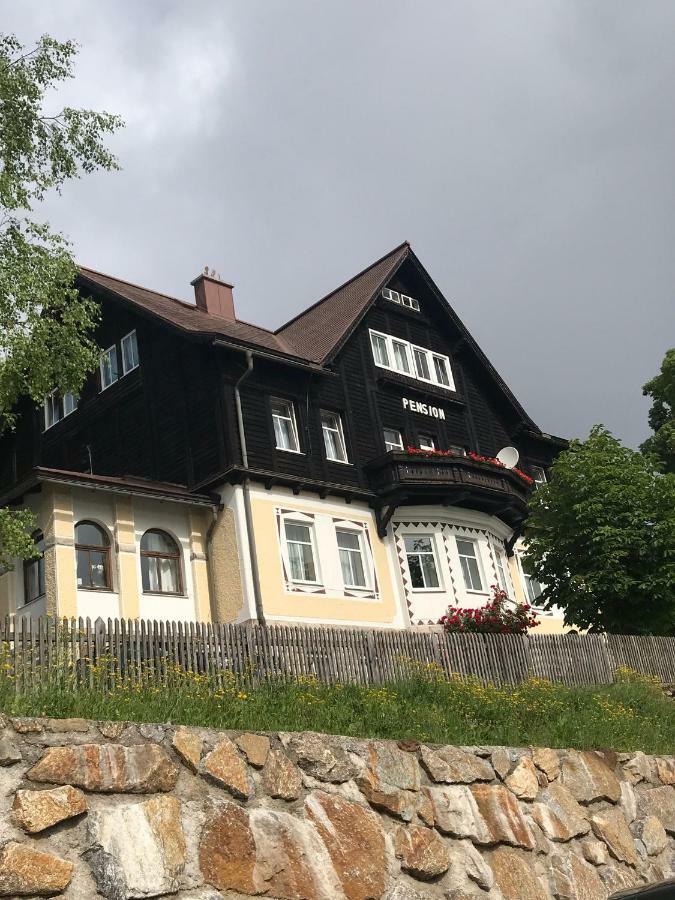 Das Landhaus Puchenstuben Exterior foto